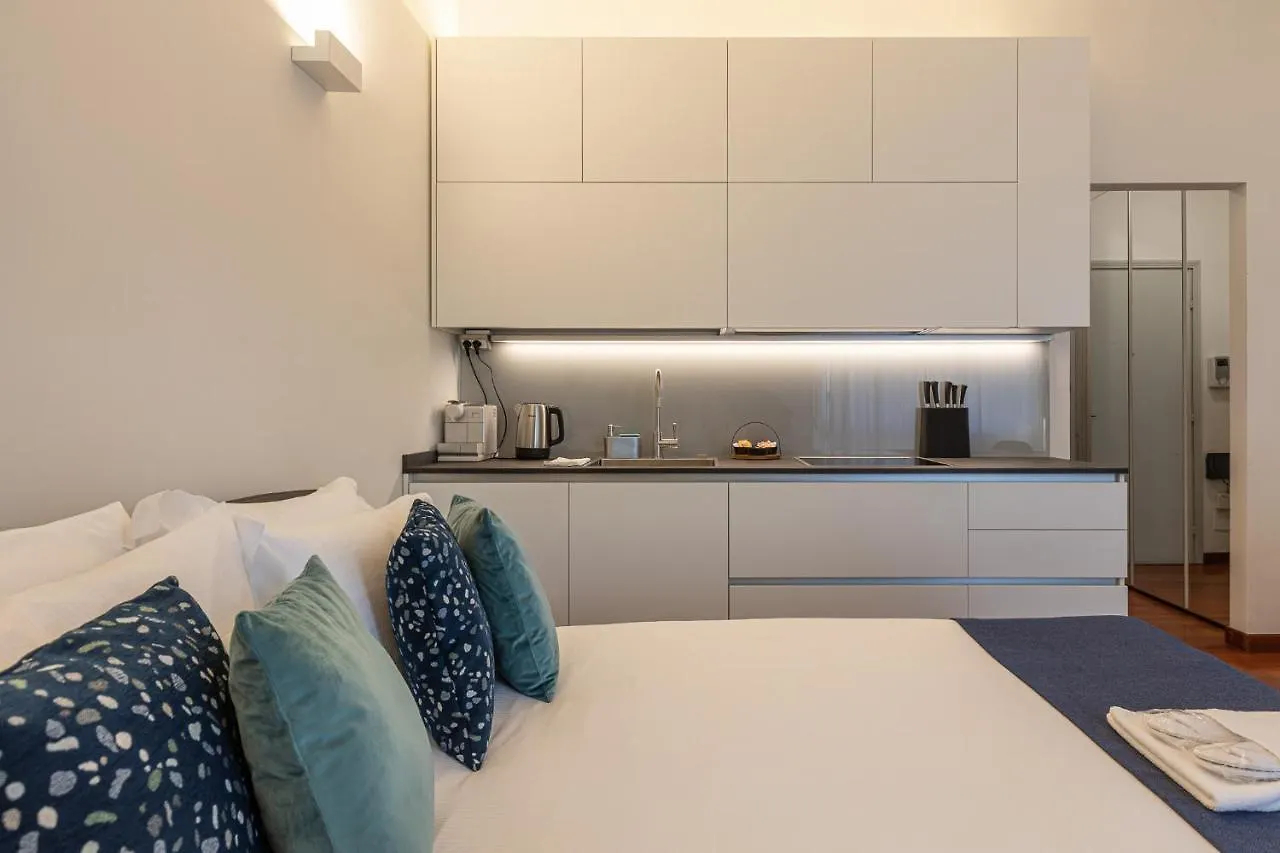 BePlace Garibaldi Suites Milano 0*,  Italia